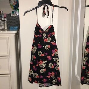 American Eagle flower dress